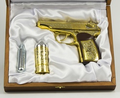 Золотой Пистолет Макарова подарочный