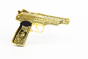 Коллекционный Золотой пистолет Стечкина (АПС) сувенирный